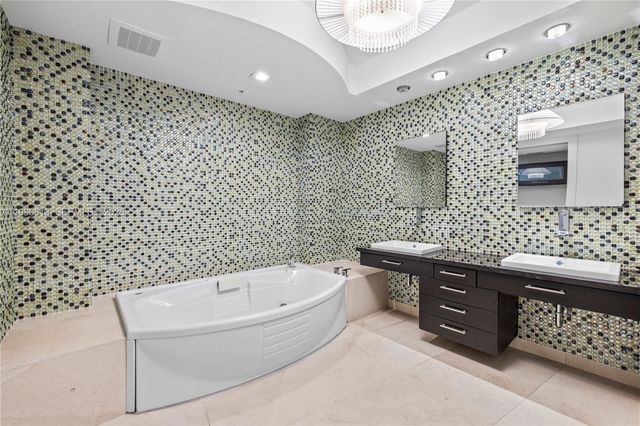 18201 Collins Avenue 1209, Sunny Isles Beach, FL 33160