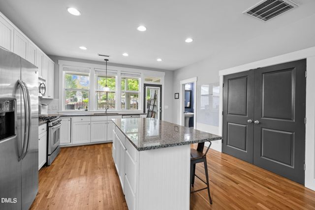 41 N Serenity Hill Circle, Chapel Hill, NC 27516