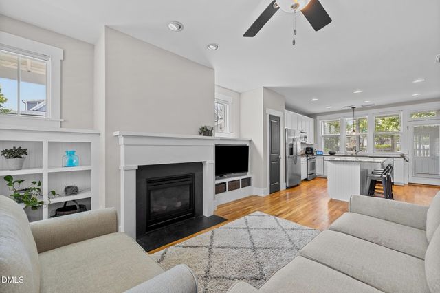 41 N Serenity Hill Circle, Chapel Hill, NC 27516