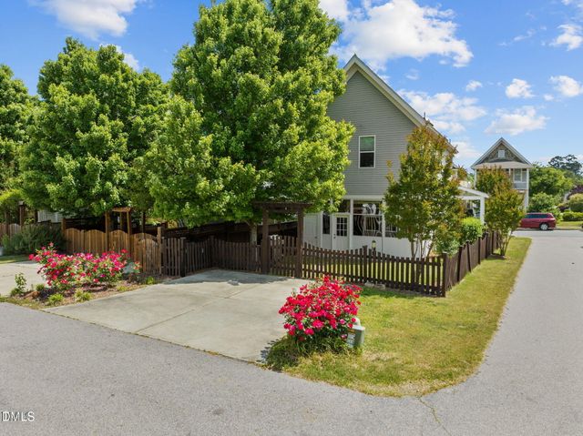 41 N Serenity Hill Circle, Chapel Hill, NC 27516