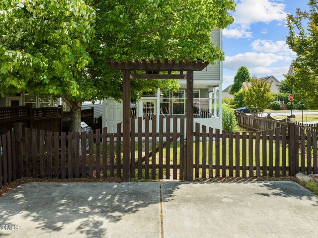 41 N Serenity Hill Circle, Chapel Hill, NC 27516