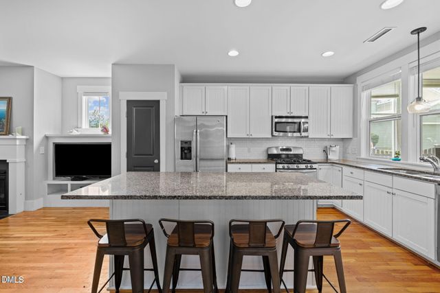 41 N Serenity Hill Circle, Chapel Hill, NC 27516