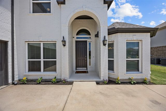 802 Meryton Court, Mansfield, TX 76063