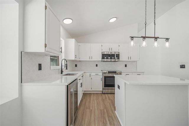 808 WHITE IVEY COURT, Apopka, FL 32712