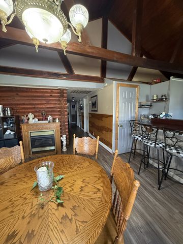 1408 Sue Ann Ln, Lafayette, TN 37083