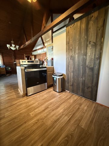 1408 Sue Ann Ln, Lafayette, TN 37083