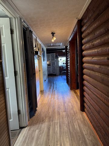 1408 Sue Ann Ln, Lafayette, TN 37083
