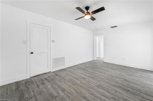 10300 McGregor BLVD, Fort Myers, FL 33919