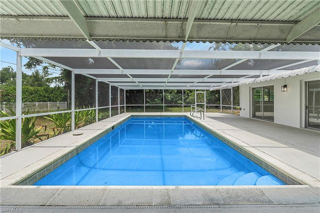 10300 McGregor BLVD, Fort Myers, FL 33919