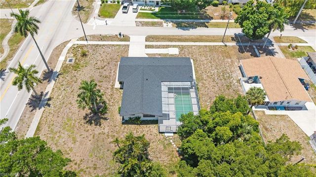 10300 McGregor BLVD, Fort Myers, FL 33919