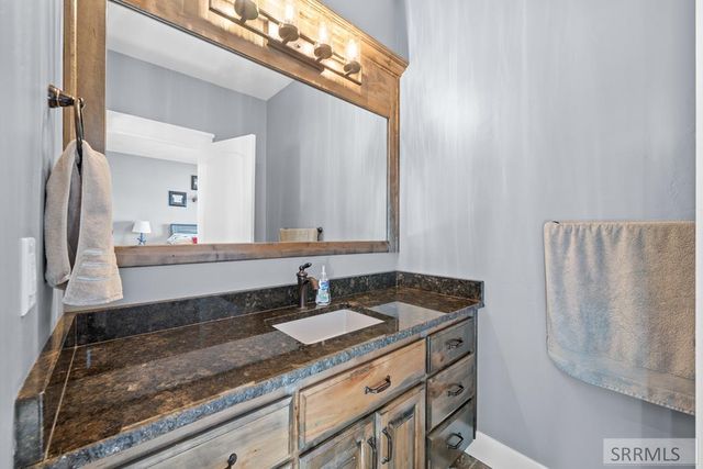 52 S Mission Road, Pocatello, ID 83202