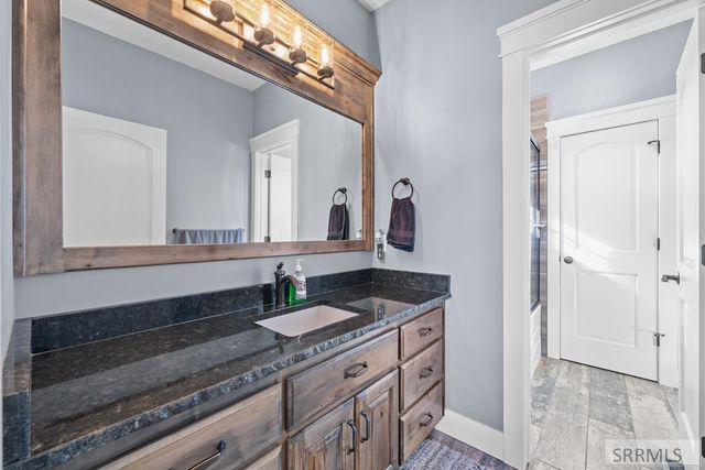 52 S Mission Road, Pocatello, ID 83202