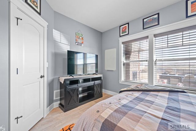 52 S Mission Road, Pocatello, ID 83202