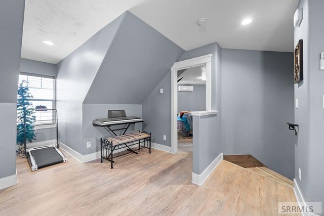 52 S Mission Road, Pocatello, ID 83202