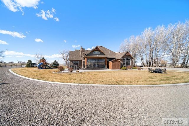 52 S Mission Road, Pocatello, ID 83202