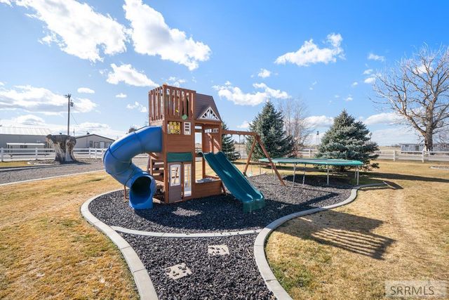 52 S Mission Road, Pocatello, ID 83202