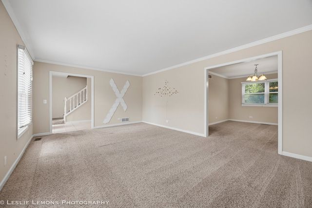 859 Evergreen Avenue, Glen Ellyn, IL 60137