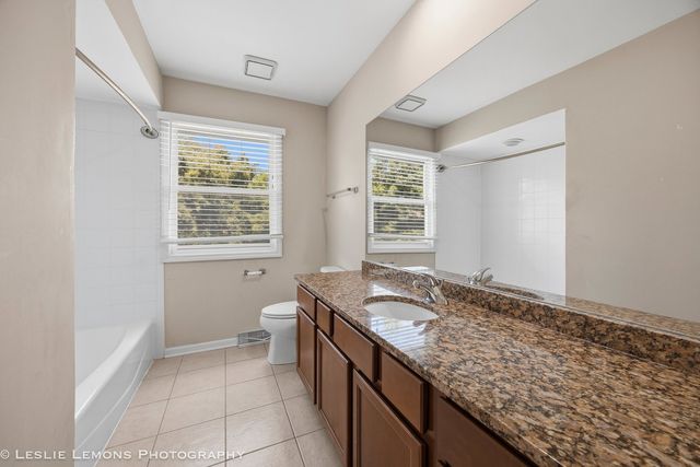 859 Evergreen Avenue, Glen Ellyn, IL 60137