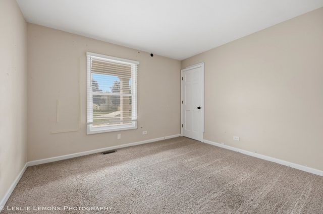 859 Evergreen Avenue, Glen Ellyn, IL 60137