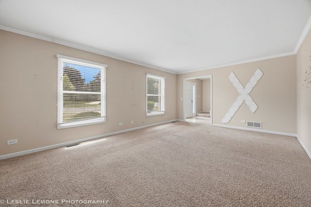 859 Evergreen Avenue, Glen Ellyn, IL 60137
