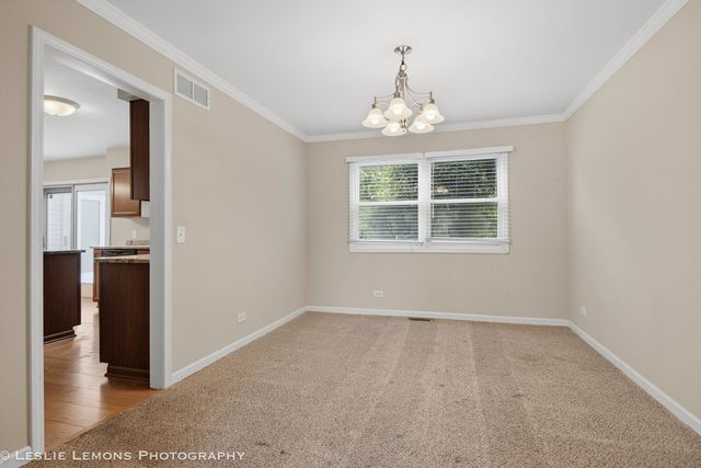 859 Evergreen Avenue, Glen Ellyn, IL 60137