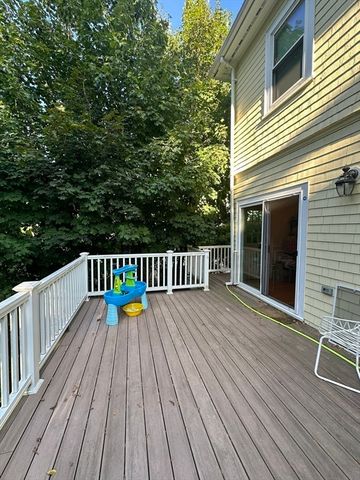 191 Newtonville Ave 191, Newton, MA 02458