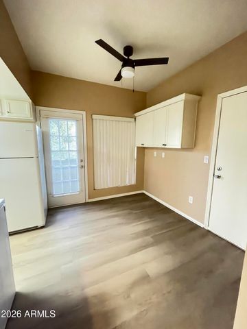 8888 N 47TH Avenue 141, Glendale, AZ 85302