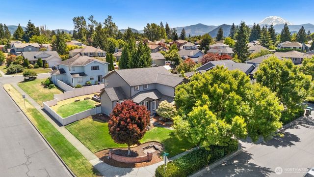 1959 Highpoint Street, Enumclaw, WA 98022