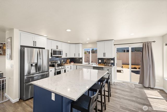 1959 Highpoint Street, Enumclaw, WA 98022