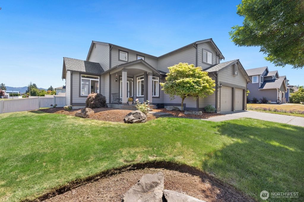 1959 Highpoint Street, Enumclaw, WA 98022