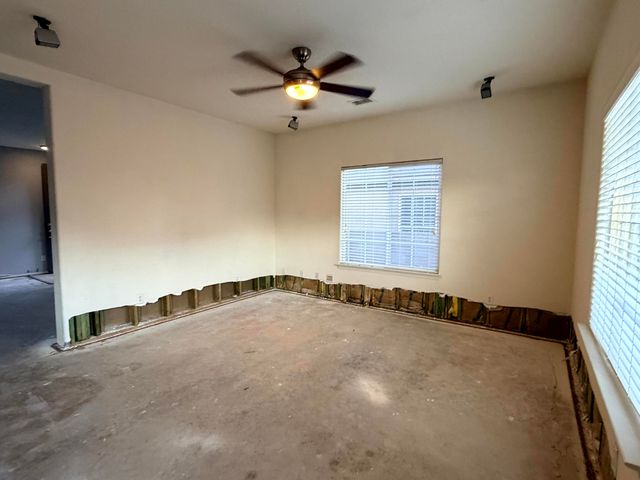 8828 Sonoma Avenue NW, Albuquerque, NM 87121