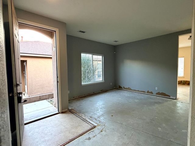 8828 Sonoma Avenue NW, Albuquerque, NM 87121