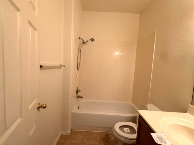 8828 Sonoma Avenue NW, Albuquerque, NM 87121