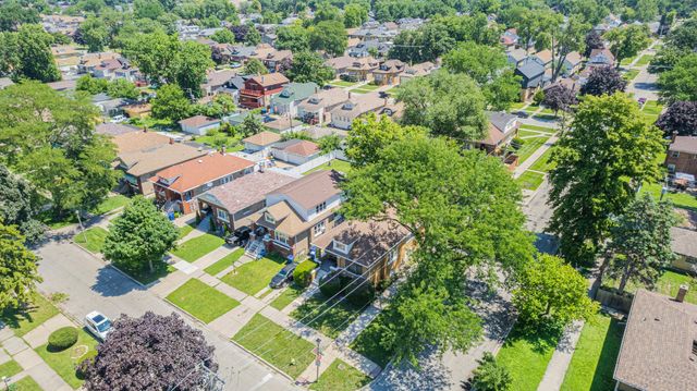 2039 S 12th Avenue, Maywood, IL 60153