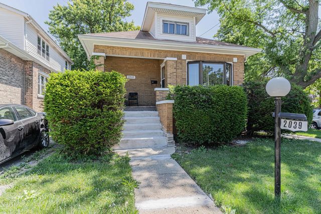 2039 S 12th Avenue, Maywood, IL 60153