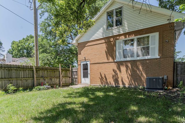 2039 S 12th Avenue, Maywood, IL 60153