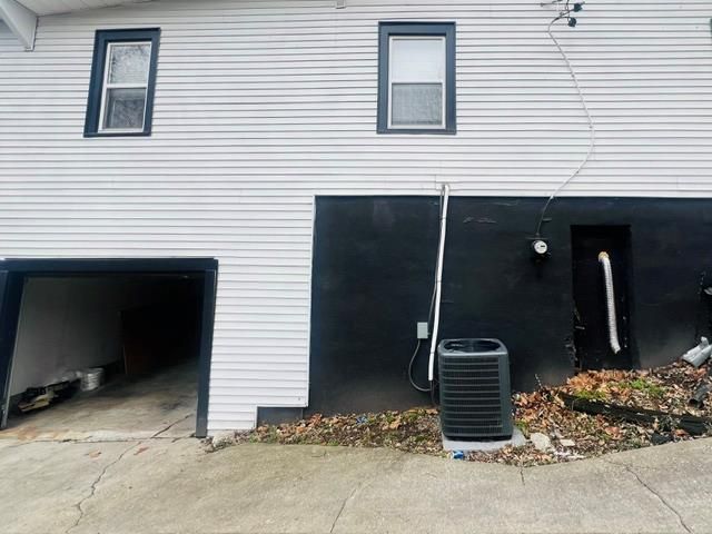 3081 N 21st Street, Kansas City, KS 66104