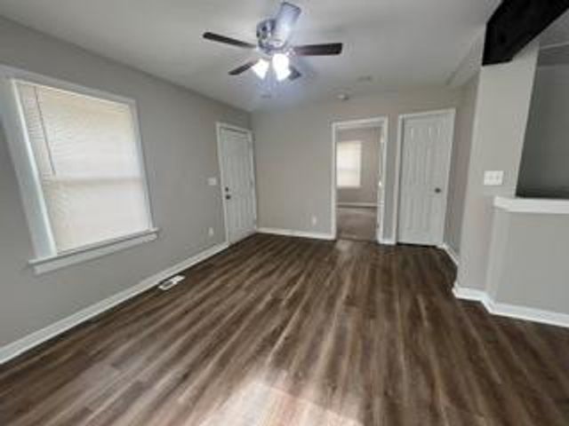 3081 N 21st Street, Kansas City, KS 66104