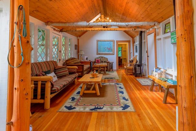 12 George & Bliss Lane, Pier 245, Lake Placid, NY 12946