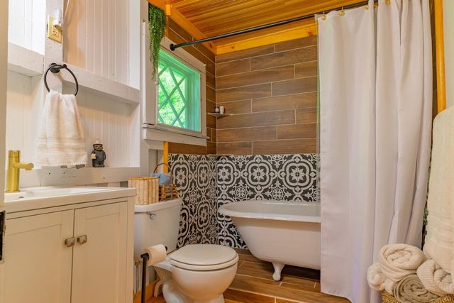 12 George & Bliss Lane, Pier 245, Lake Placid, NY 12946