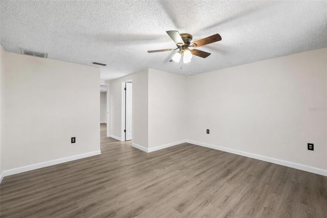 6744 GREENWICH AVENUE, New Port Richey, FL 34653