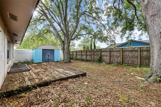 6744 GREENWICH AVENUE, New Port Richey, FL 34653