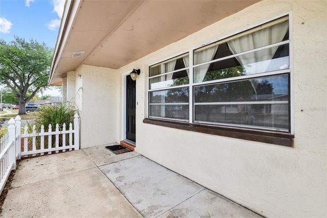 6744 GREENWICH AVENUE, New Port Richey, FL 34653