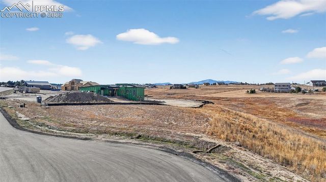 15690 Fox Creek Lane, Colorado Springs, CO 80908