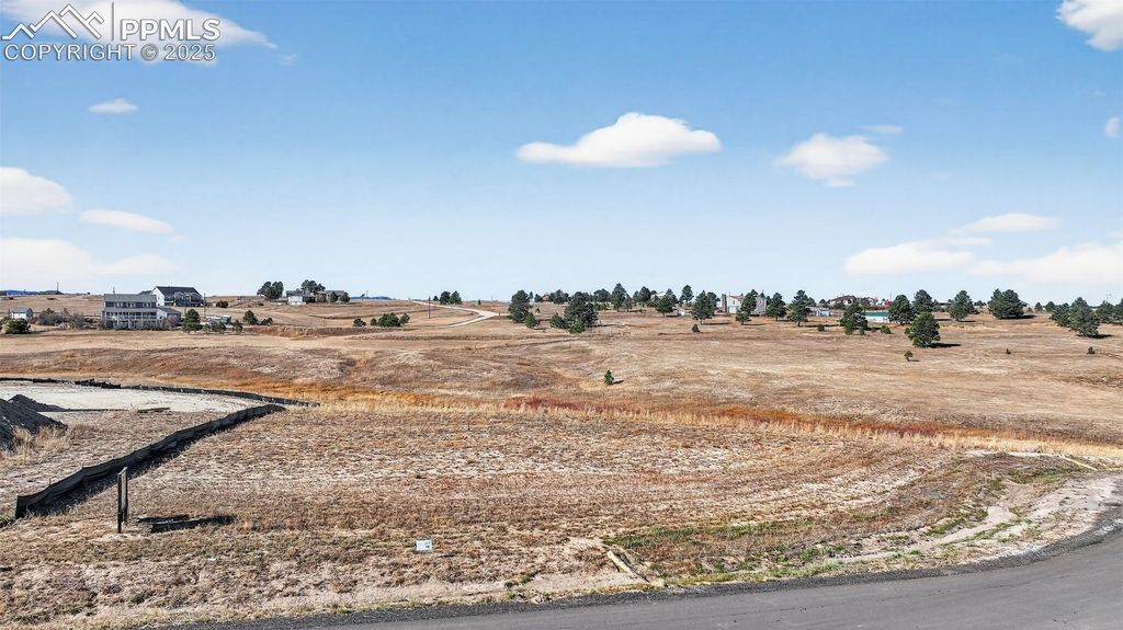 15690 Fox Creek Lane, Colorado Springs, CO 80908 — photo 5