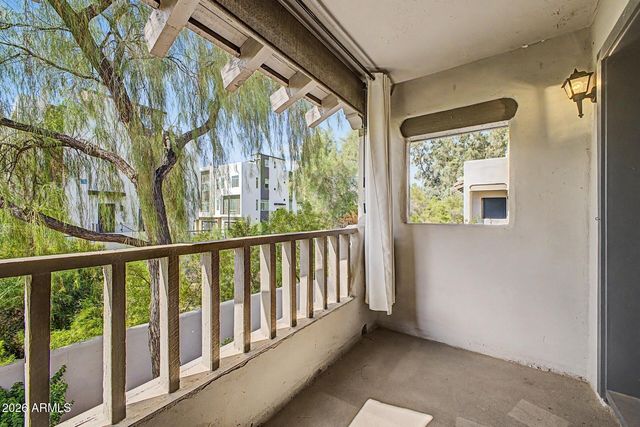 7300 N DREAMY DRAW Drive 211, Phoenix, AZ 85020