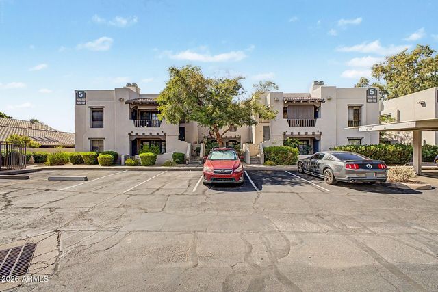 7300 N DREAMY DRAW Drive 211, Phoenix, AZ 85020