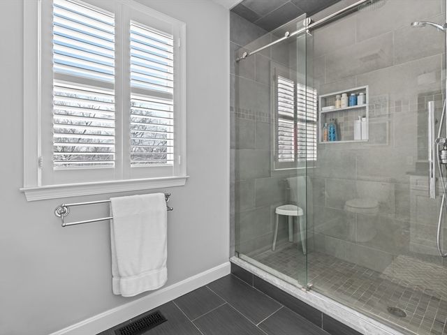 244 Robert Rd, Marlborough, MA 01752