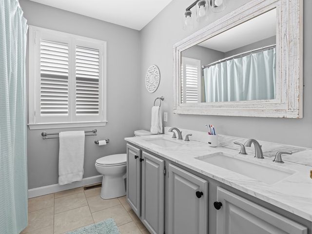 244 Robert Rd, Marlborough, MA 01752