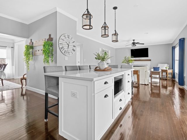 244 Robert Rd, Marlborough, MA 01752